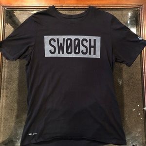 Men's Large Nike Dri-Fit Swoosh T-Shirt